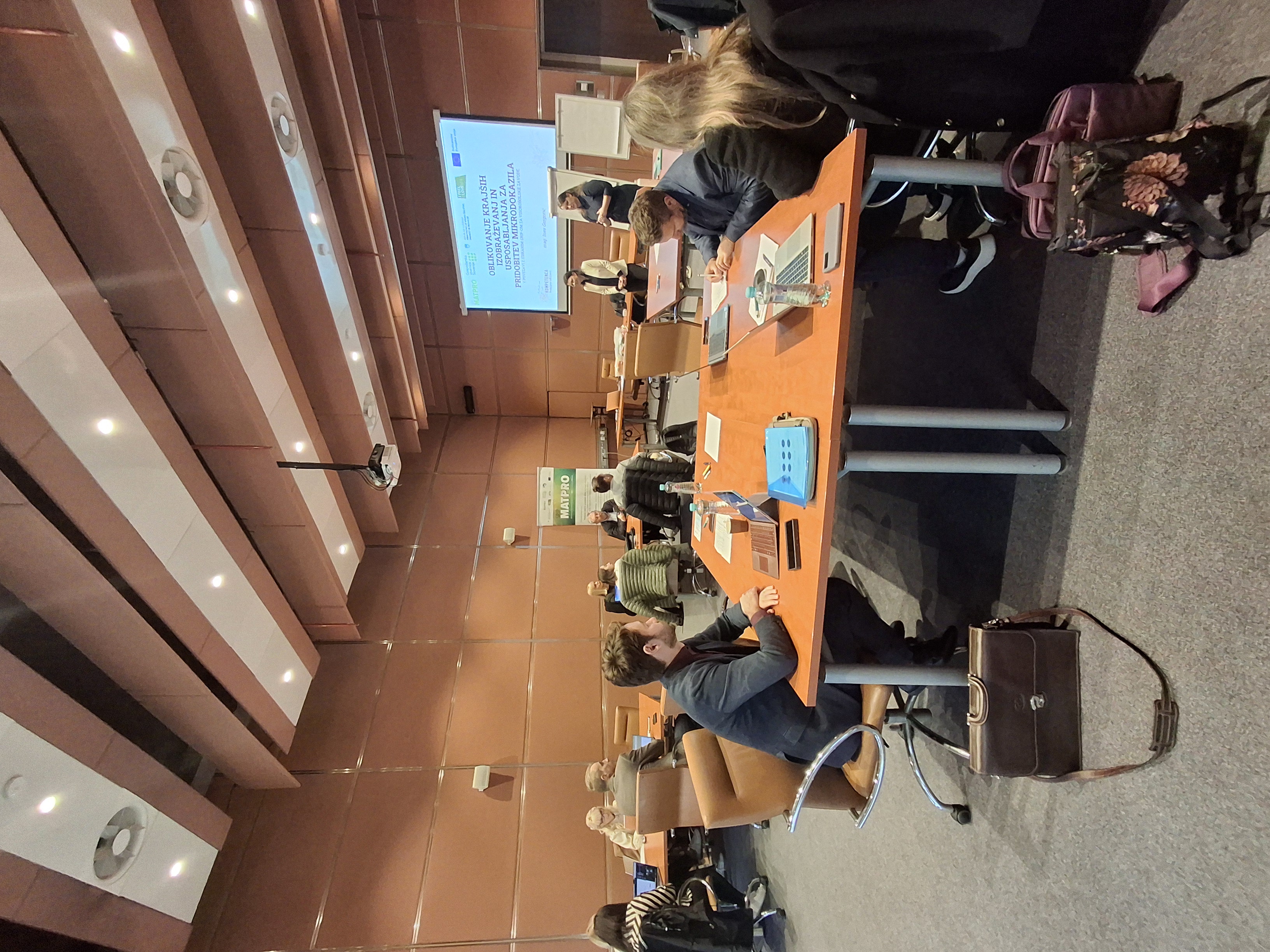 Delavnica za oblikovanje programov za mikrodokazila, povezana s fokusnimi področji SRIP-a MATPRO