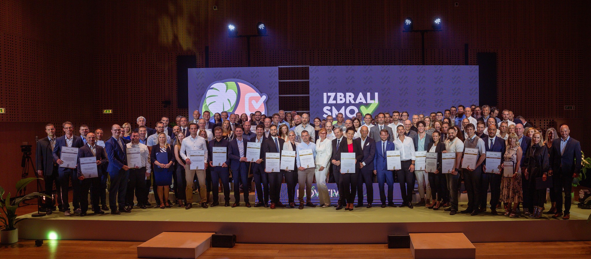 Arhiv: Dan inovativnosti 2024: članI SRIP-a MATPRO prejeli skupno 13 nacionalnih priznanj za inovacije ter posebno priznanje za prebojno invencijo
