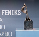 Zmagovalec nagrade Feniks med nominiranci mednarodne nagrade Constantinus
