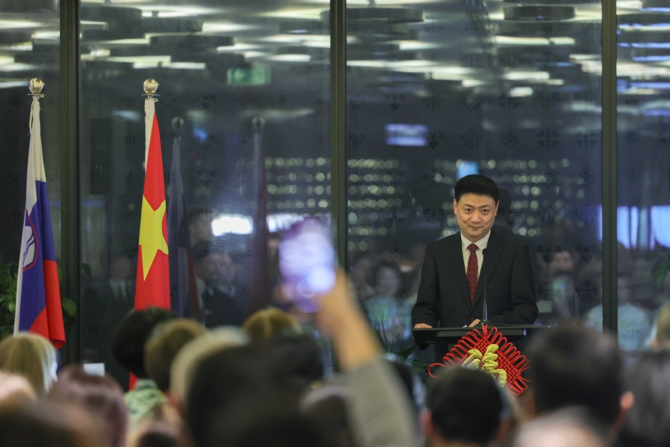 Pet vprašanj in pet odgovorov o gospodarskih in trgovinskih odnosih med Kitajsko in EU